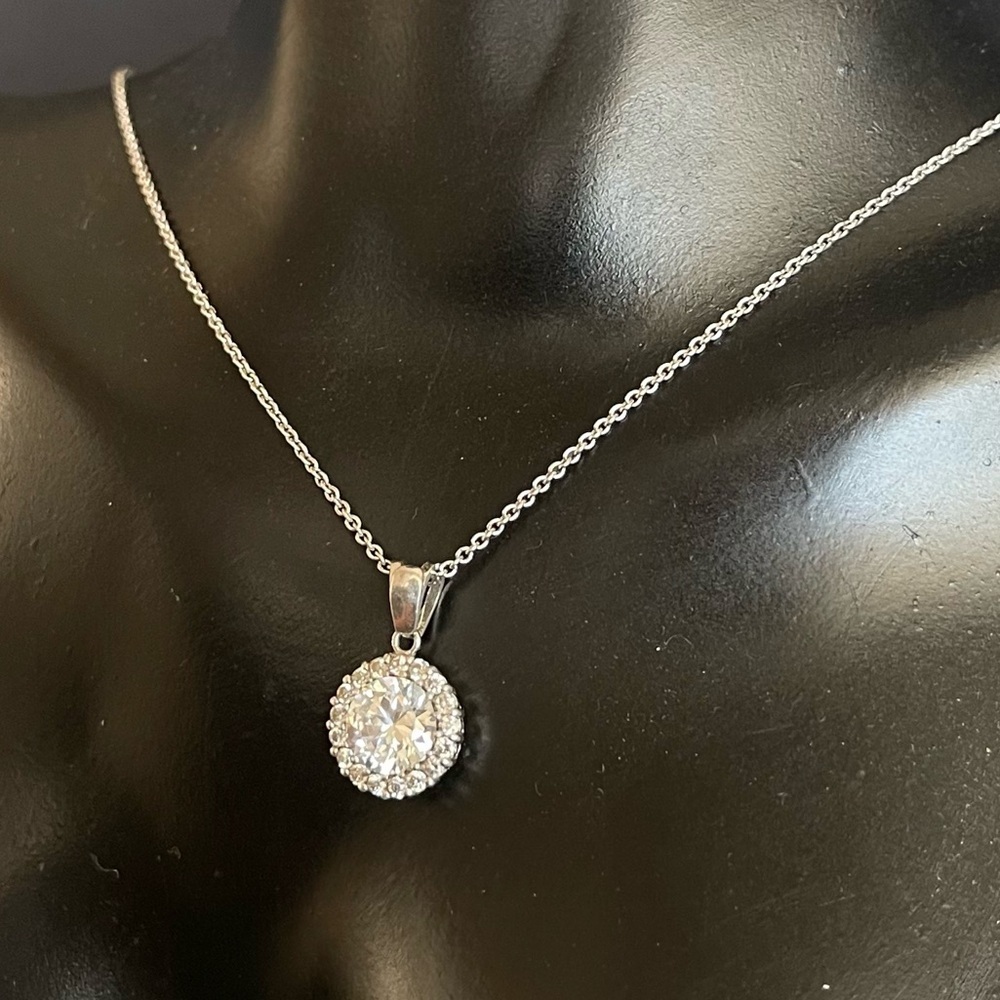 Cluster round cz sterling silver necklace